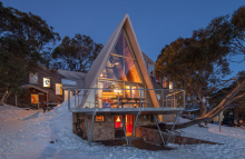 Icicles Ski Club Mt Buller Lodge